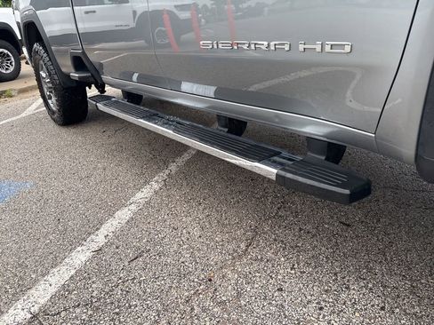 Used 2025 GMC Sierra 2500 SLT w/ SLT Convenience Package AWD/4WD image 3