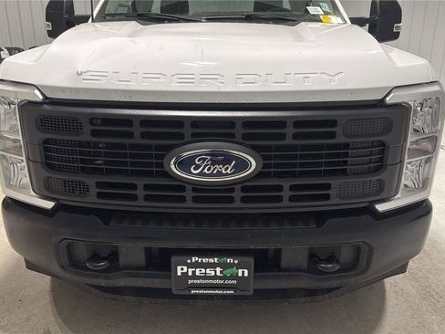 Certified 2023 Ford F350 XL RWD image 13