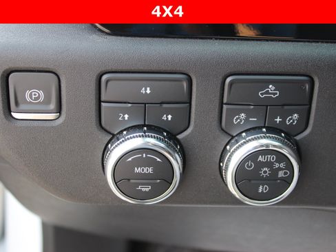 Used 2024 GMC Sierra 2500 SLE w/ SLE Value Package; AWD/4WD image 24