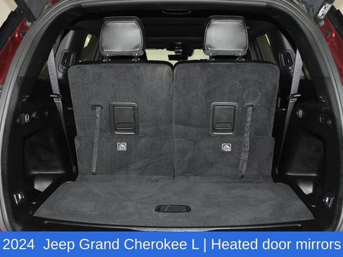 Used 2024 Jeep Grand Cherokee L Limited w/ Luxury Tech Group II AWD/4WD image 32