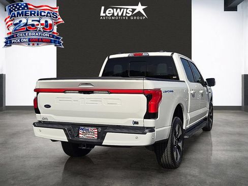 Used 2023 Ford F150 Lightning Platinum AWD/4WD image 4