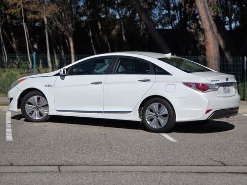 Used 2013 Hyundai Sonata Limited image 10