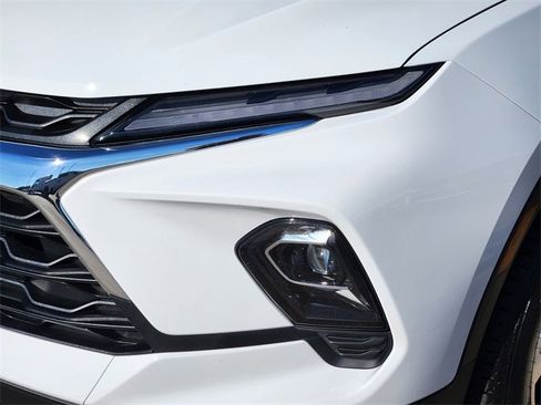 Used 2023 Chevrolet Blazer LT w/ Convenience Package image 9