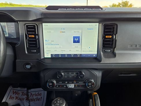 Used 2024 Ford Bronco Badlands w/ Sasquatch Package AWD/4WD image 22