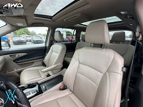 Used 2018 Honda Pilot Elite image 15