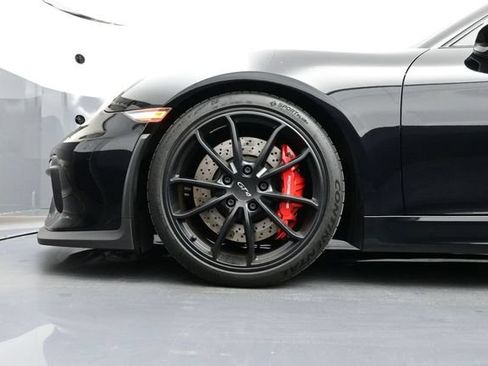 Certified 2016 Porsche Cayman GT4 RWD image 6