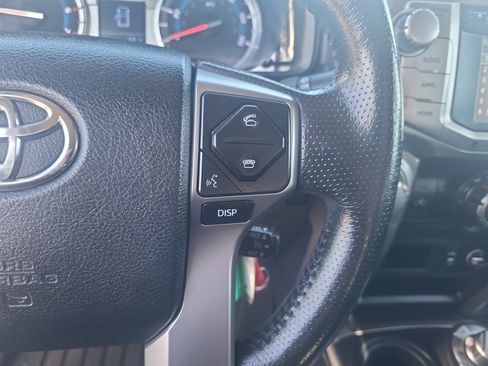 Used 2015 Toyota 4Runner SR5 image 14