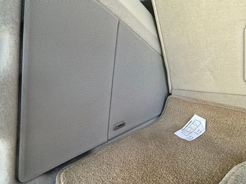 Used 2024 Cadillac Escalade Premium Luxury Platinum image 61