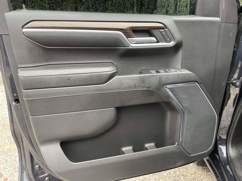 Used 2023 GMC Sierra 1500 Elevation RWD image 5