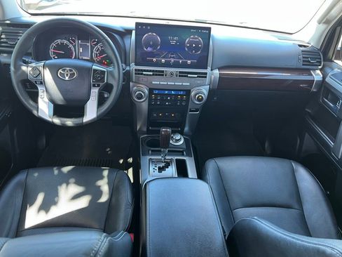 Used 2021 Toyota 4Runner Limited AWD/4WD image 19