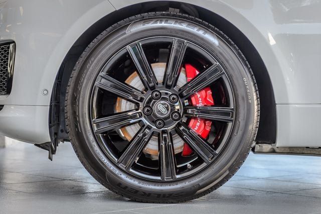 Used 2020 Land Rover Range Rover Sport HST AWD/4WD image 13