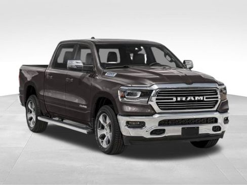Used 2023 RAM 1500 Laramie AWD/4WD image 9