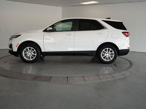 Used 2022 Chevrolet Equinox LT AWD/4WD image 4