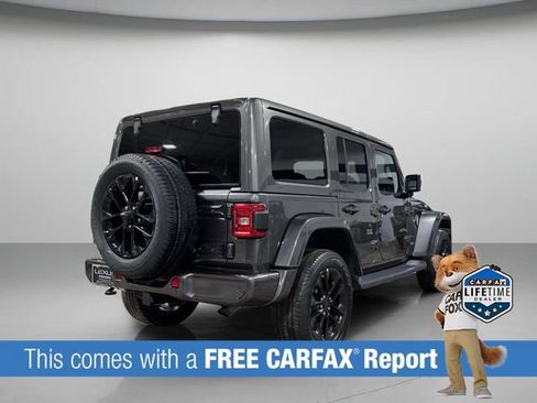 Used 2021 Jeep Wrangler Unlimited Sahara AWD/4WD image 5