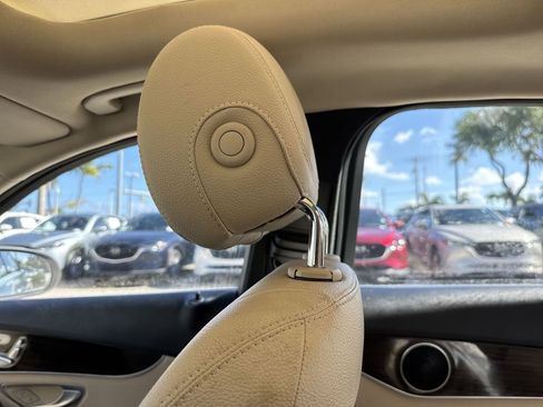 Used 2018 Mercedes-Benz C 300 C 300 w/ Premium Package image 17