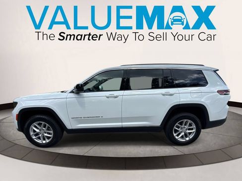 Used 2025 Jeep Grand Cherokee L Laredo w/ Luxury Tech Group I RWD image 7