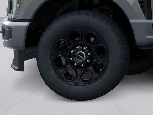 New 2026 Ford F250 Lariat w/ Black Appearance Package AWD/4WD image 19