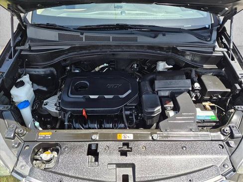 Used 2017 Hyundai Santa Fe Sport FWD image 28