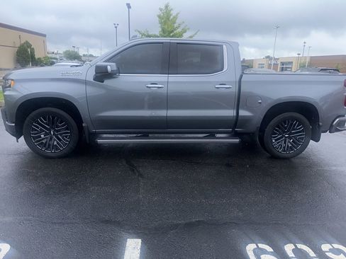Used 2019 Chevrolet Silverado 1500 High Country AWD/4WD image 3
