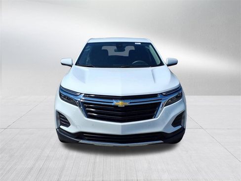 Used 2023 Chevrolet Equinox LT w/ LPO, Floor Liner Package image 9