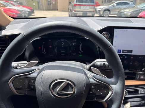 Used 2024 Lexus NX 350h AWD image 20