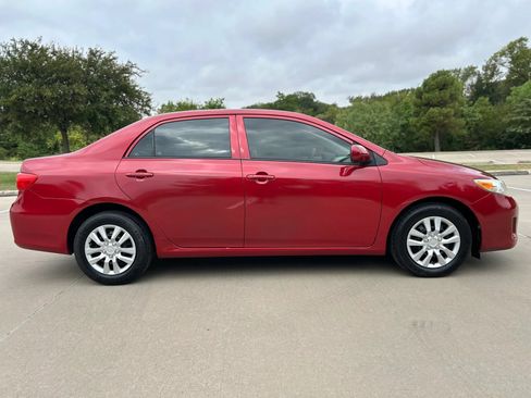Used 2013 Toyota Corolla L FWD image 5