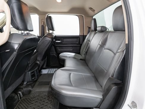 Used 2019 RAM 2500 Tradesman w/ Chrome Appearance Group AWD/4WD image 29