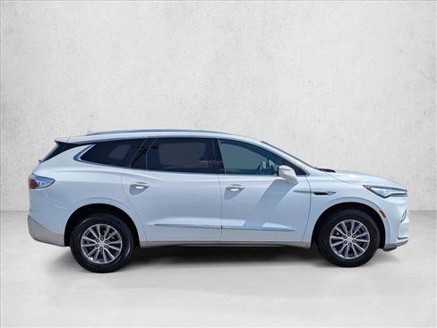 Used 2022 Buick Enclave Premium AWD/4WD image 4