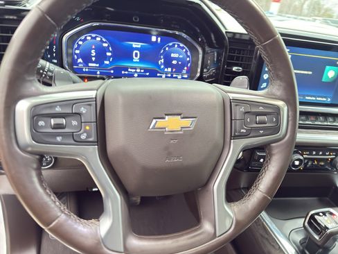 Used 2023 Chevrolet Silverado 1500 LTZ w/ LTZ Premium Package image 19