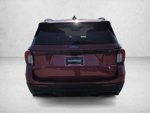 New 2026 Ford Explorer ST-Line w/ ST-Line Street Pack image 7