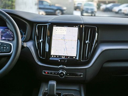 New 2025 Volvo XC60 T8 Core w/ Protection Package Premier image 15