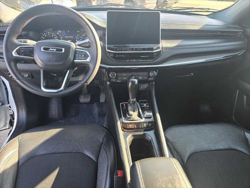 Used 2023 Jeep Compass Trailhawk image 21