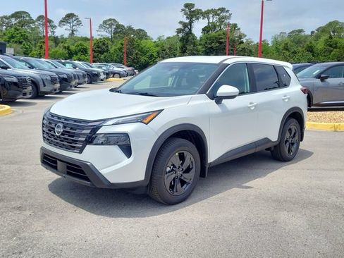 New 2026 Nissan Rogue SV FWD image 5
