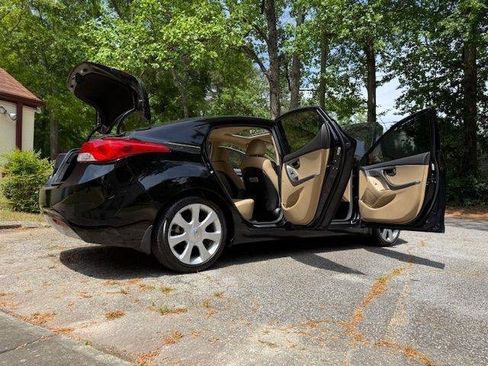 Used 2013 Hyundai Elantra Limited w/ Technology Pkg FWD image 35