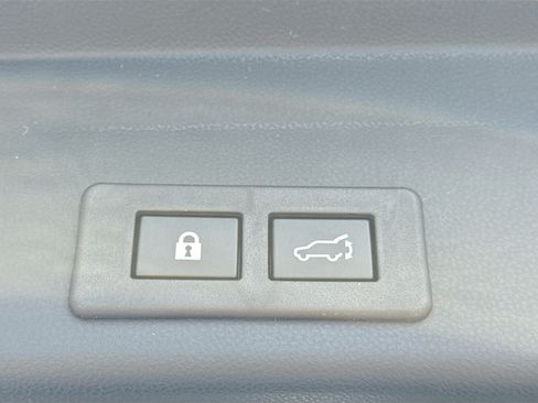 New 2026 Subaru Ascent Limited AWD/4WD image 14
