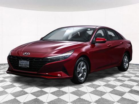 Certified 2023 Hyundai Elantra SE w/ Cargo Package image 9