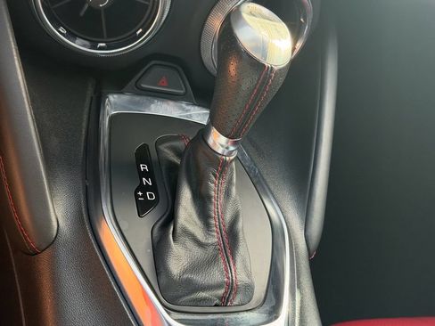 Certified 2021 Chevrolet Camaro SS RWD image 21