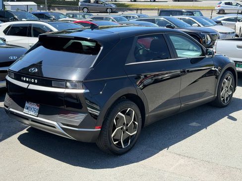 Used 2024 Hyundai Ioniq 5 SE RWD image 5