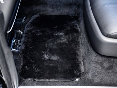 Used 2024 Rolls-Royce Phantom Sedan image 21