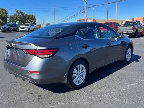 New 2025 Nissan Sentra S image 3