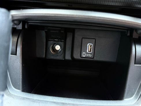 Used 2018 Honda Accord Sport image 39