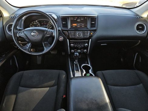 Used 2020 Nissan Pathfinder SV FWD image 10