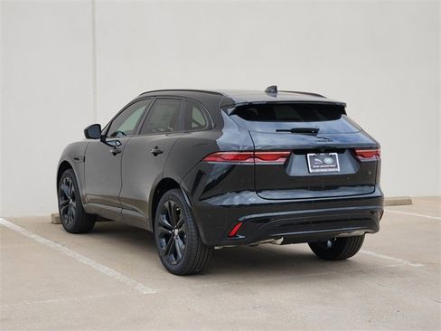 Used 2026 Jaguar F-PACE R-Dynamic S image 3