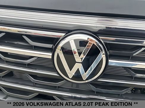 New 2026 Volkswagen Atlas Peak Edition AWD/4WD image 9