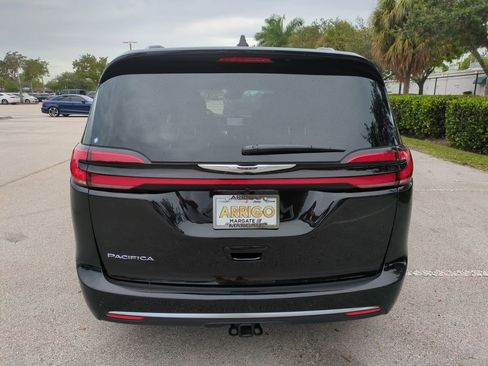 New 2026 Chrysler Pacifica Pinnacle w/ Trailer Tow Group image 6