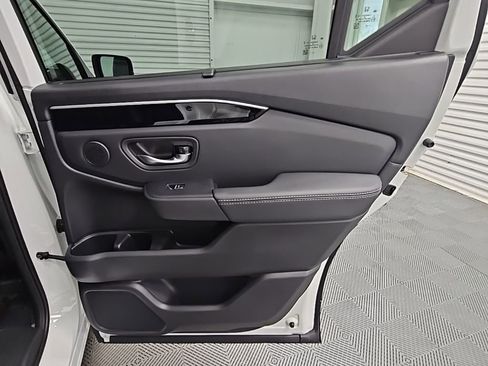 New 2025 Honda Pilot EX-L image 37