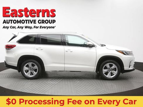 Used 2017 Toyota Highlander Limited Platinum AWD/4WD image 51