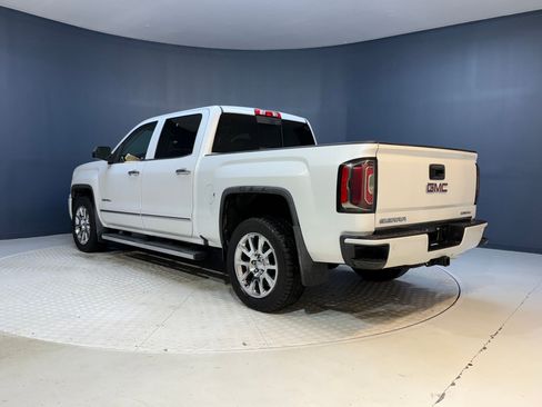 Used 2017 GMC Sierra 1500 Denali image 3