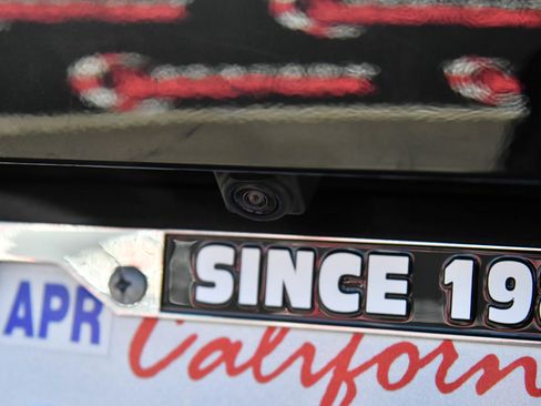 Used 2023 Buick Encore GX Select w/ Sport Touring Package image 36