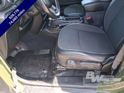 Used 2023 Jeep Gladiator Sport AWD/4WD image 23